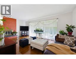 704 75 Avenue SW - photo 3
