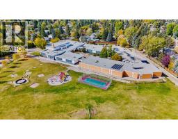 704 75 Avenue Sw, Calgary, AB T2V0S3 Photo 34