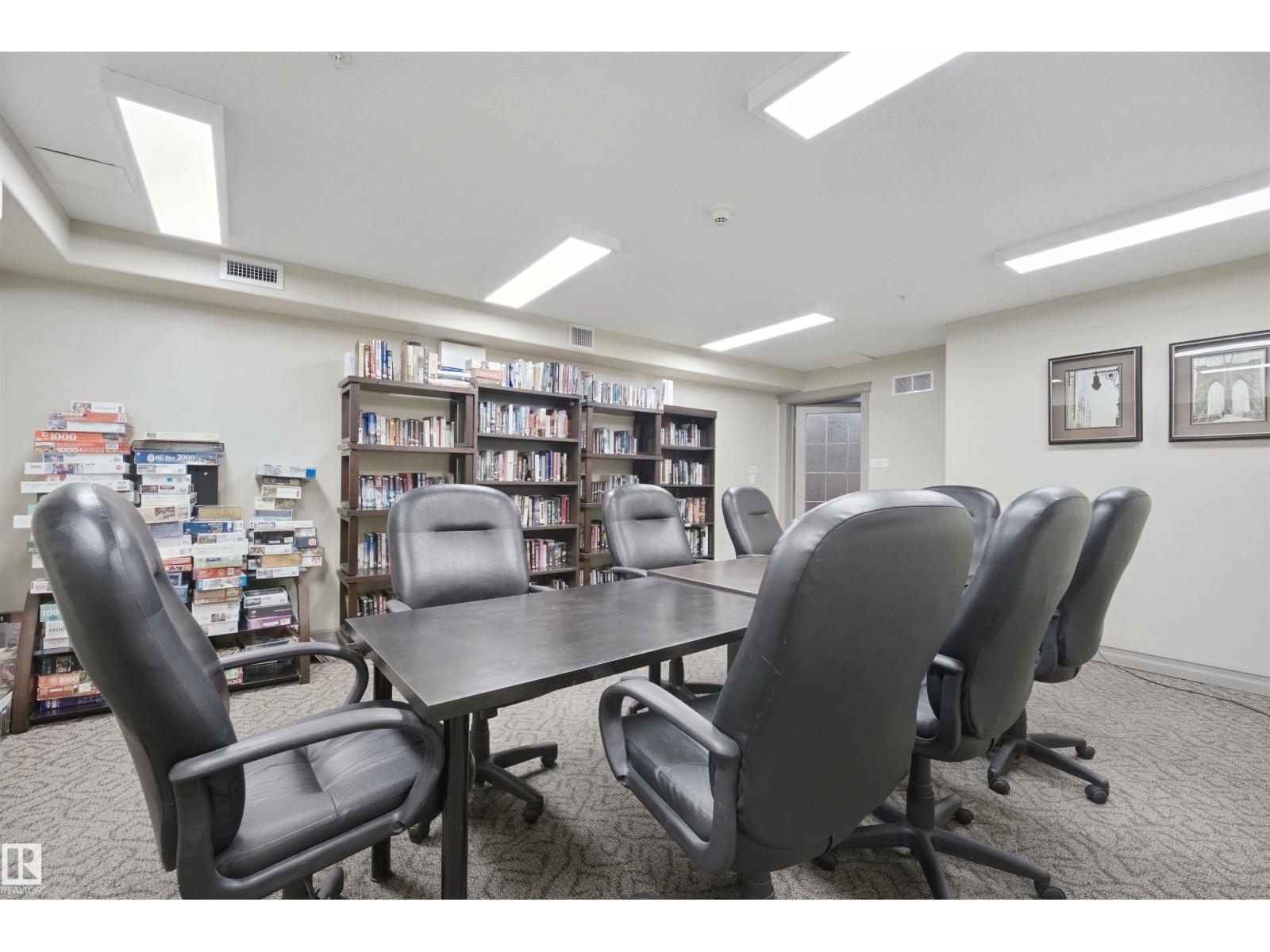 #408 45 INGLEWOOD DR - 38