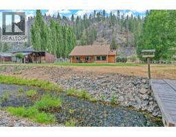 4pc Ensuite bath - 1084 Seven Mile Road, Princeton, BC V0X1W0 Photo 9