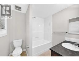 152 Pantego Lane Nw, Calgary, AB T3K0T1 Photo 31