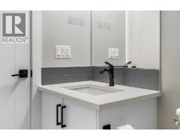1925 19 Avenue NW - photo 25