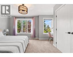 1925 19 Avenue NW - photo 21