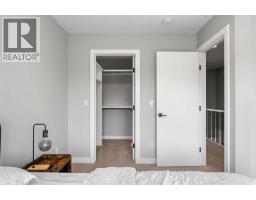 1925 19 Avenue NW - photo 28