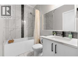 1925 19 Avenue NW - photo 36