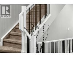 1925 19 Avenue NW - photo 16