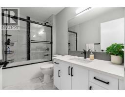 1925 19 Avenue NW - photo 30