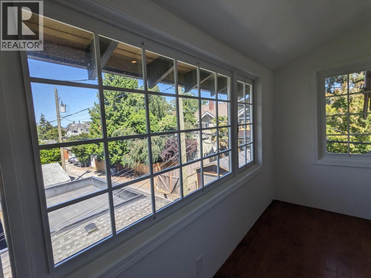 1 Bed, 1 Bath House for Rent in Vancouver – Upper 1 1631 DUNBAR STREET, Vancouver – MLS# R3172117 - Image 18