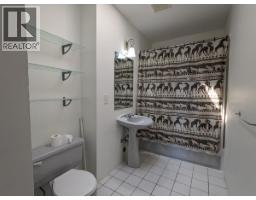 Upper 1 1631 Dunbar Street, Vancouver, BC V6R3L7 Photo 12