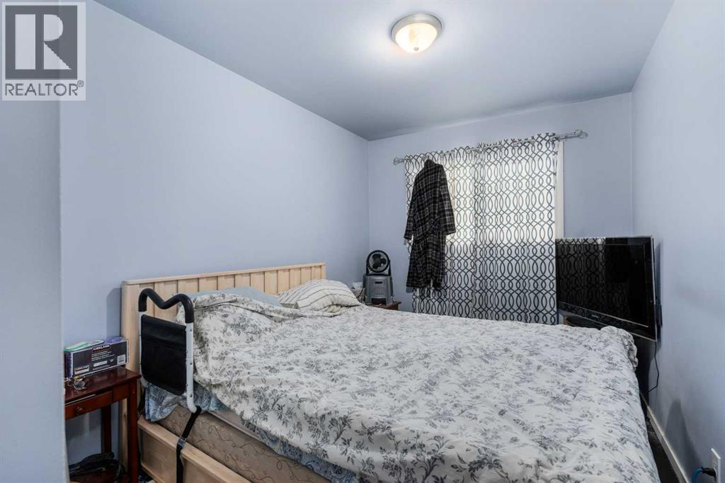 5410 Valentine Crescent SE - 13