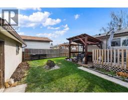 5410 Valentine Crescent Se, Calgary, AB T2A2K6 Photo 18