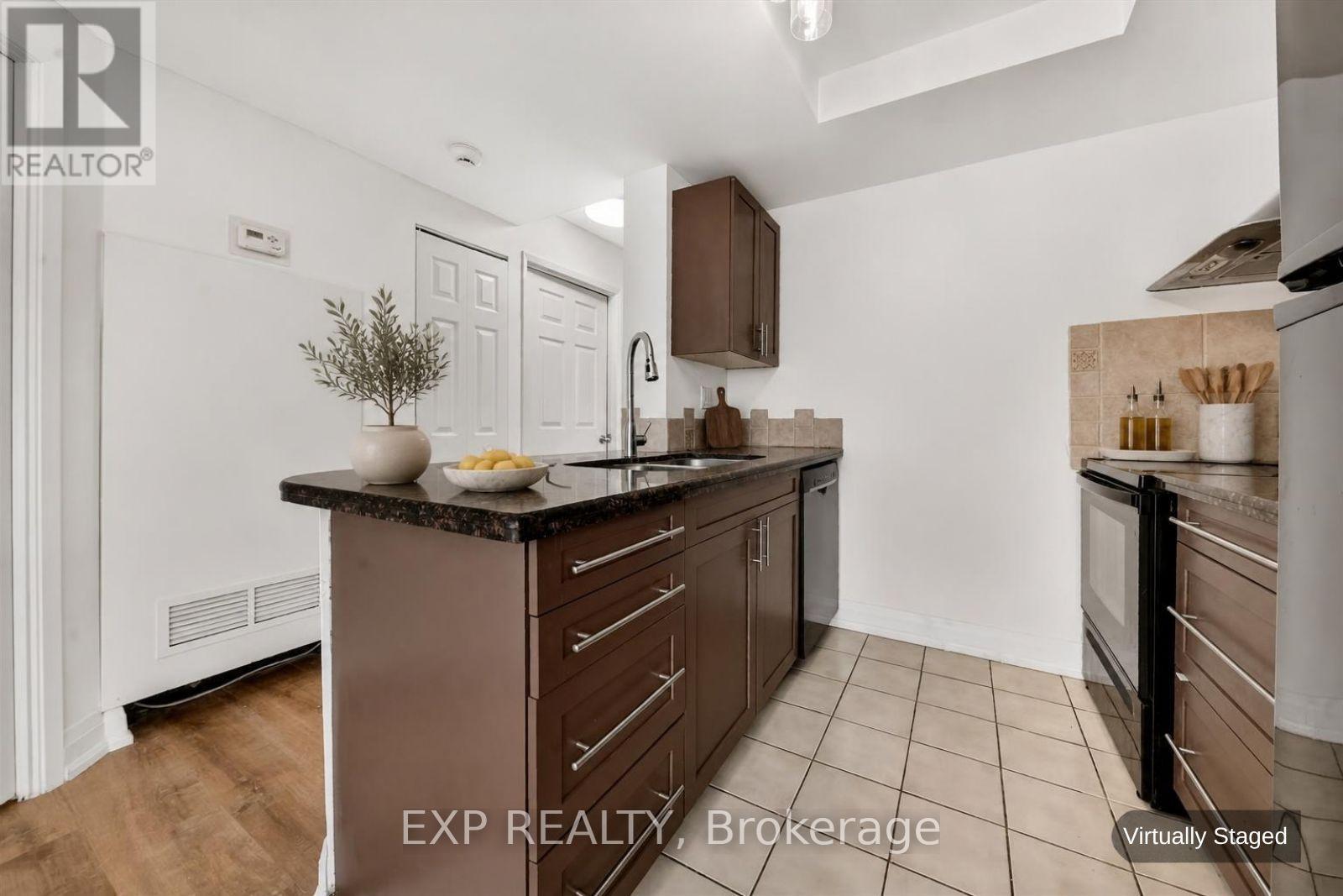 2204- 7 Concorde Place, Toronto, ON photo 25