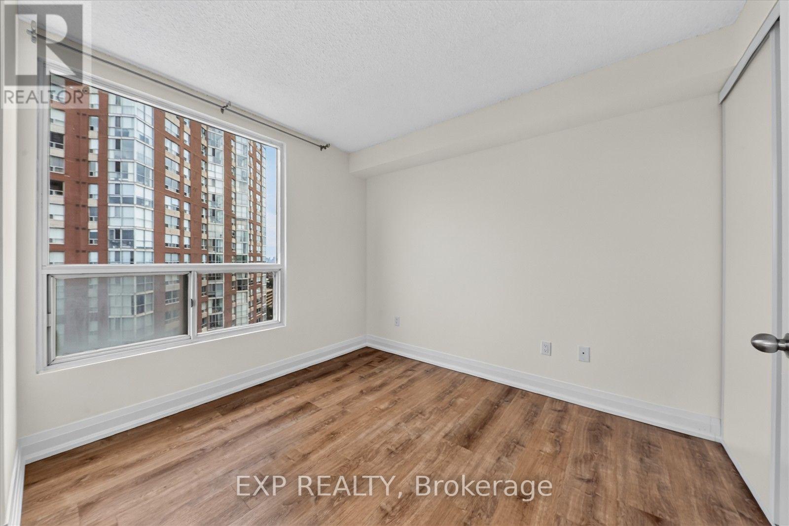 2204- 7 Concorde Place, Toronto, ON photo 32