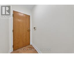 2204 - 7 Concorde Place, Toronto, ON M3C3N4 Photo 6