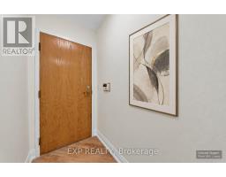 2204 - 7 Concorde Place, Toronto, ON M3C3N4 Photo 7