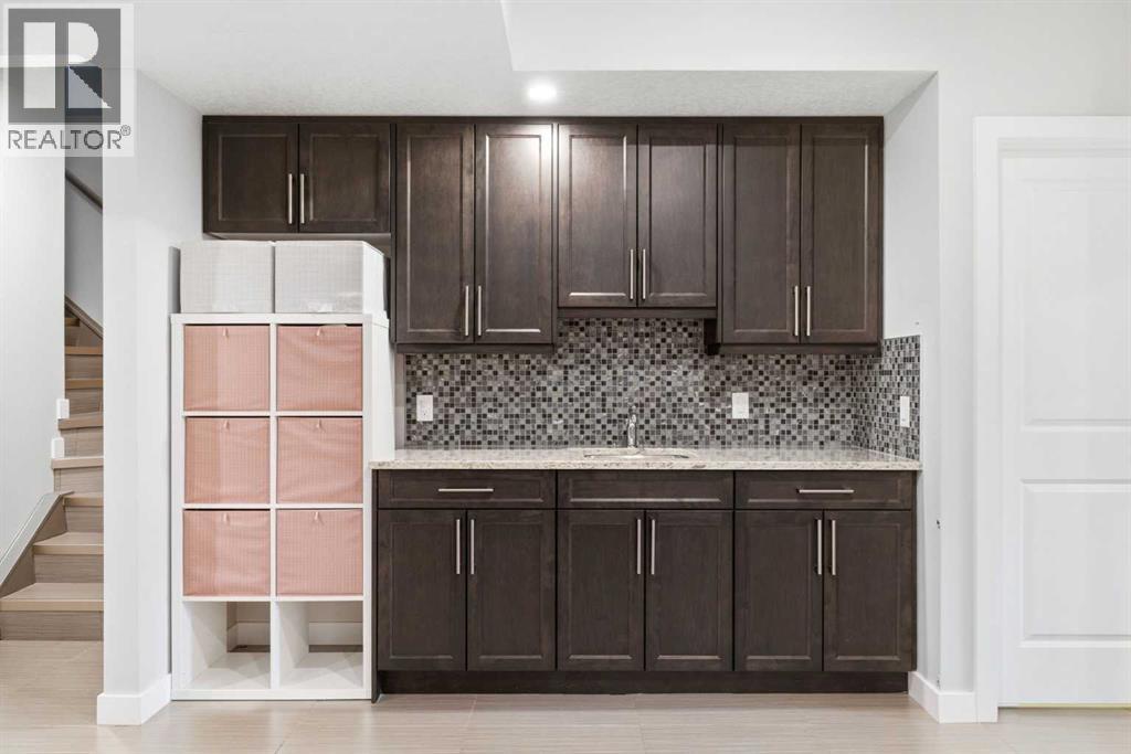 3502 3 Street NW - 18