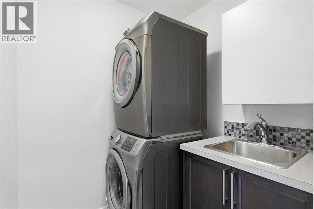 3502 3 Street NW - 16