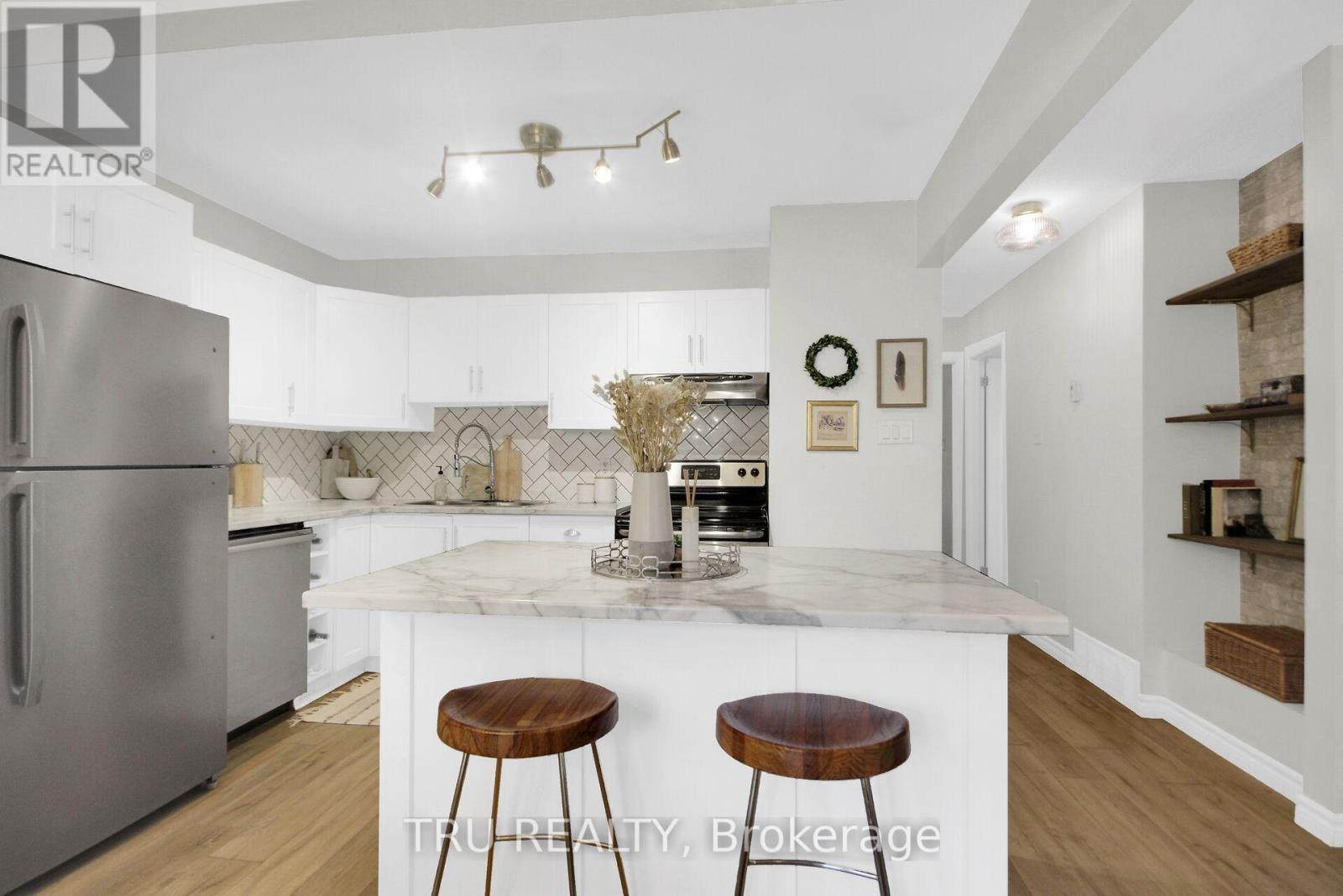 470 JOSEPH STREET - 15
