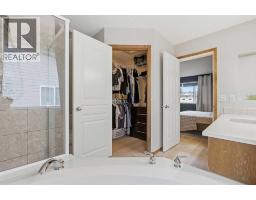 38 Chapman Close SE - photo 22