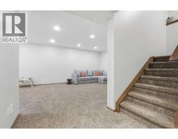 38 Chapman Close SE - photo 27