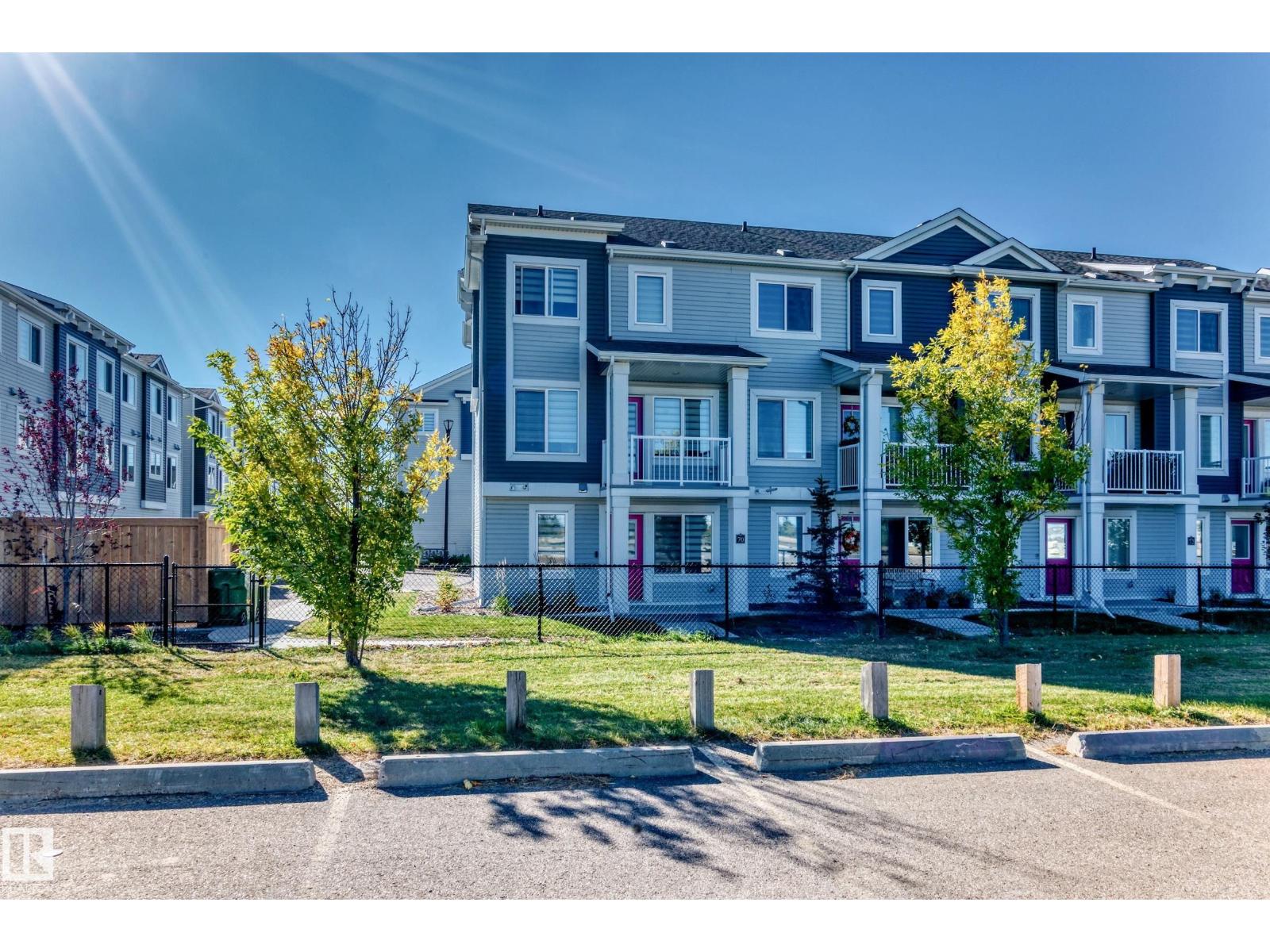 #70 16335 84 ST NW - 2