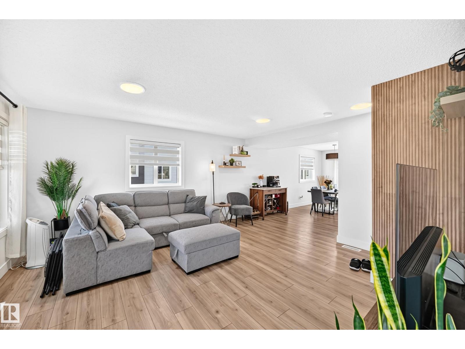 #70 16335 84 ST NW - Image 22