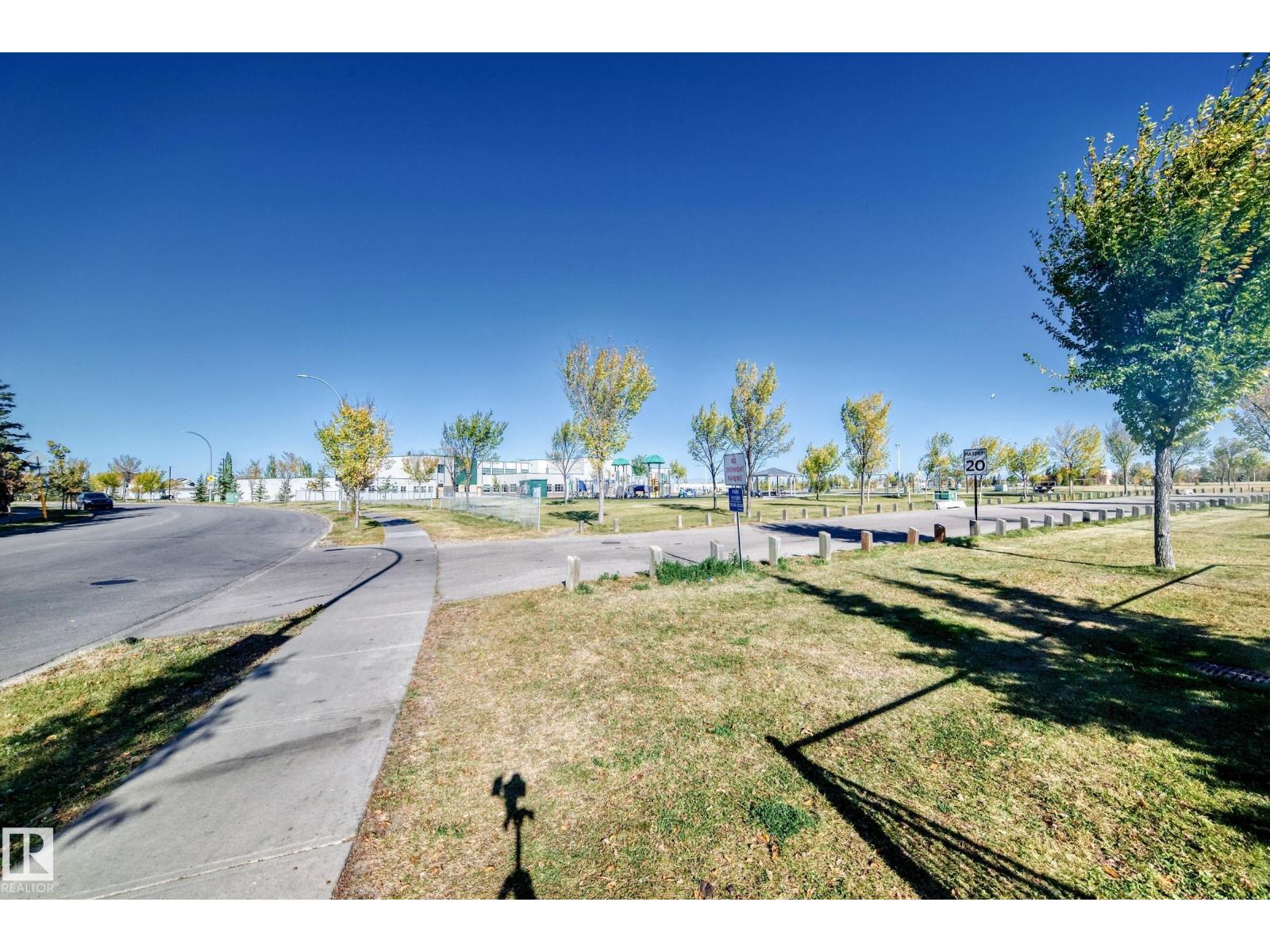 #70 16335 84 ST NW - 55
