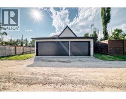 3743 36 Avenue SW - photo 46