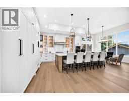 3743 36 Avenue SW - photo 6