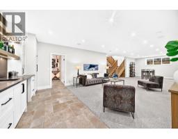 3743 36 Avenue SW - photo 30