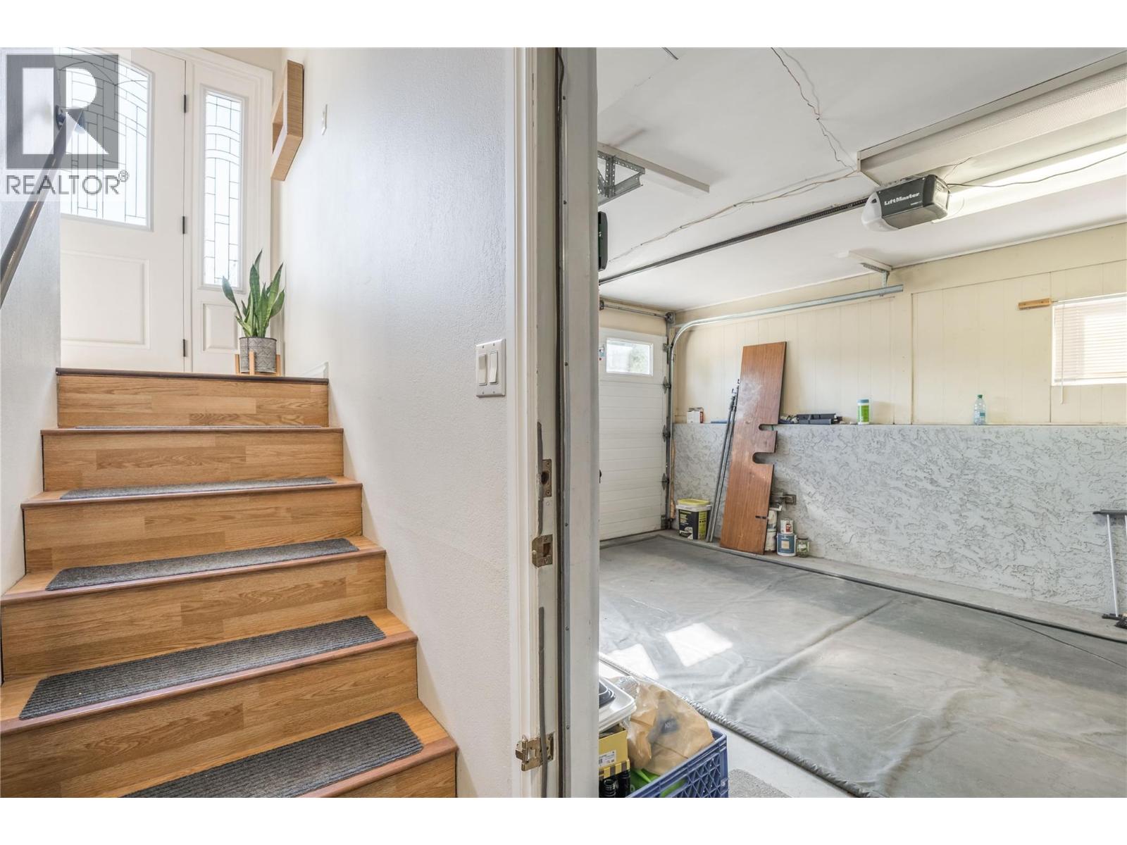 184 MCGRAW Court - Image 33