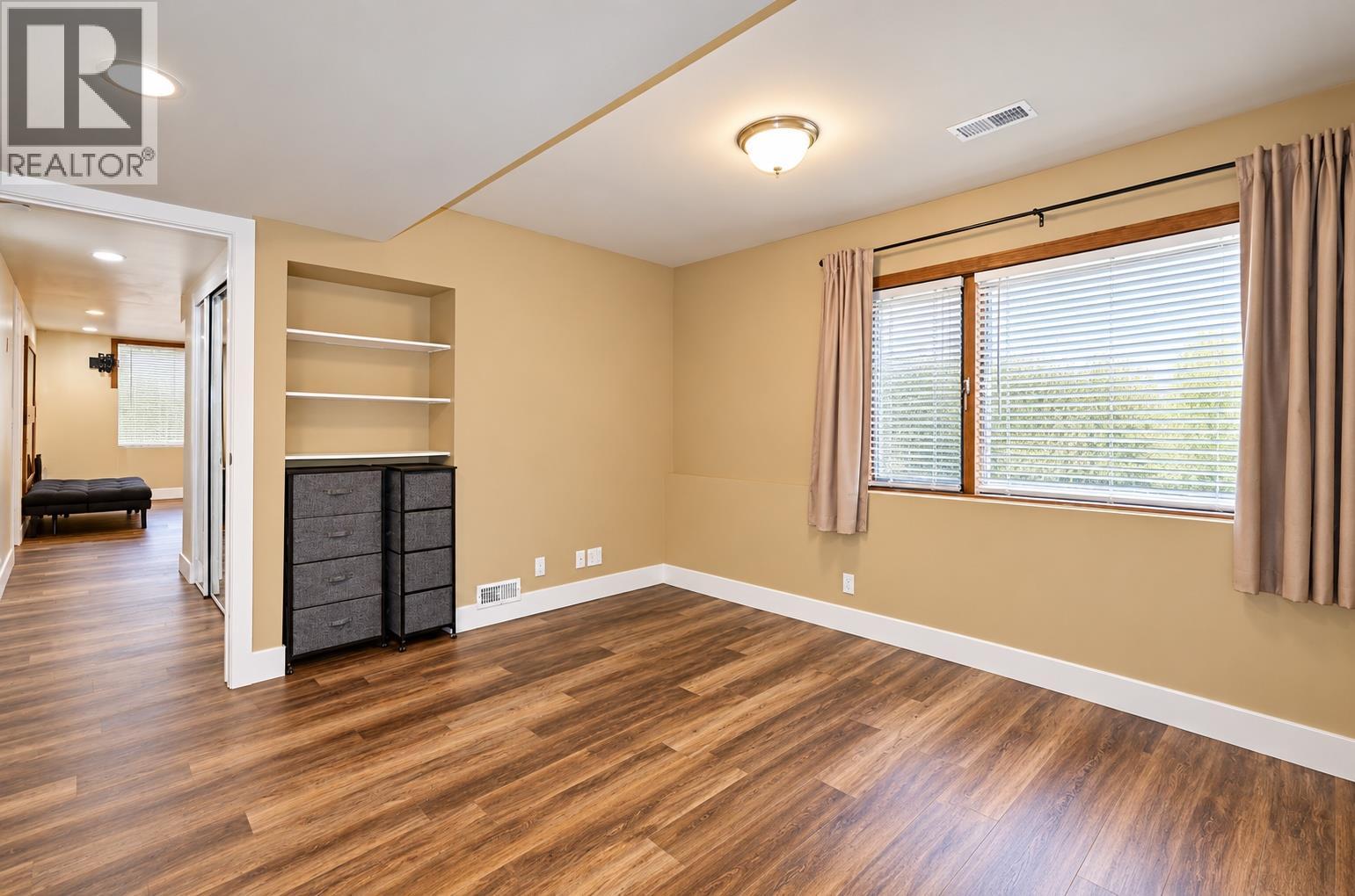 10590 Long Road, Lake Country