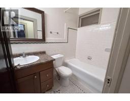 1009 Niagara Unit# 3, Windsor, ON N9A3V3 Photo 9