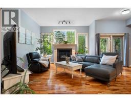 146 Discovery Ridge Way SW - photo 16