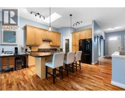 146 Discovery Ridge Way SW - photo 9