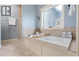 146 Discovery Ridge Way SW - photo 24