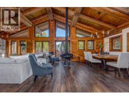 6403 St Andrew's Way, Whistler, BC V8E0C7 Photo 14