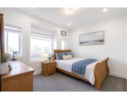 7079 194a Street, Surrey, BC V4N1N2 Photo 10