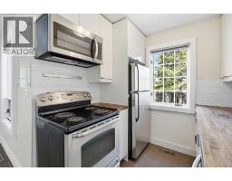224 30 Avenue Ne, Calgary, AB T2E2C9 Photo 16