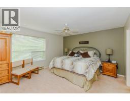 204 Cormorant Cres, Salt Spring, BC V8K1G8 Photo 18