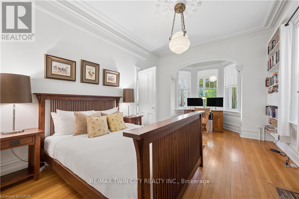 66 Park Hill Road East, Cambridge, ON photo 15