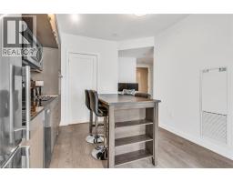 10 York Street Unit# 2713, Toronto, ON M5J0E1 Photo 10