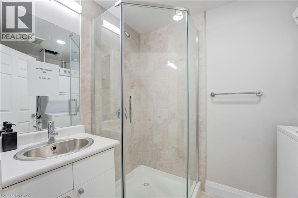 #207 1 WELLINGTON Street - Image 7