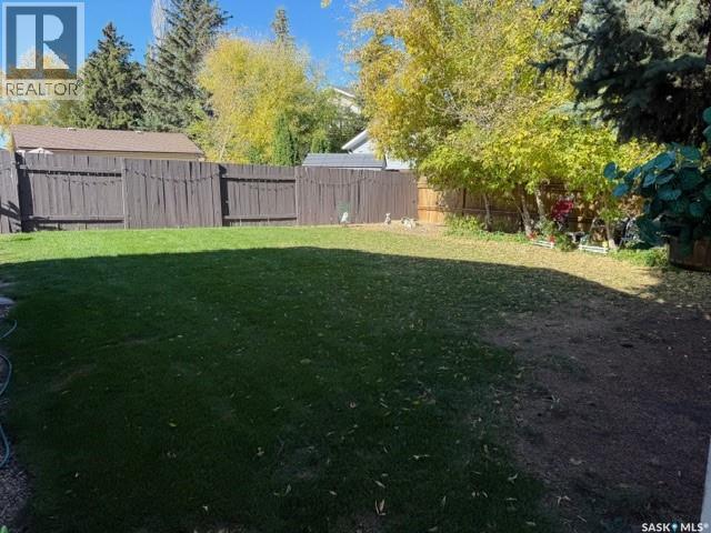 422 MANNING LANE, Saskatoon — photo 17