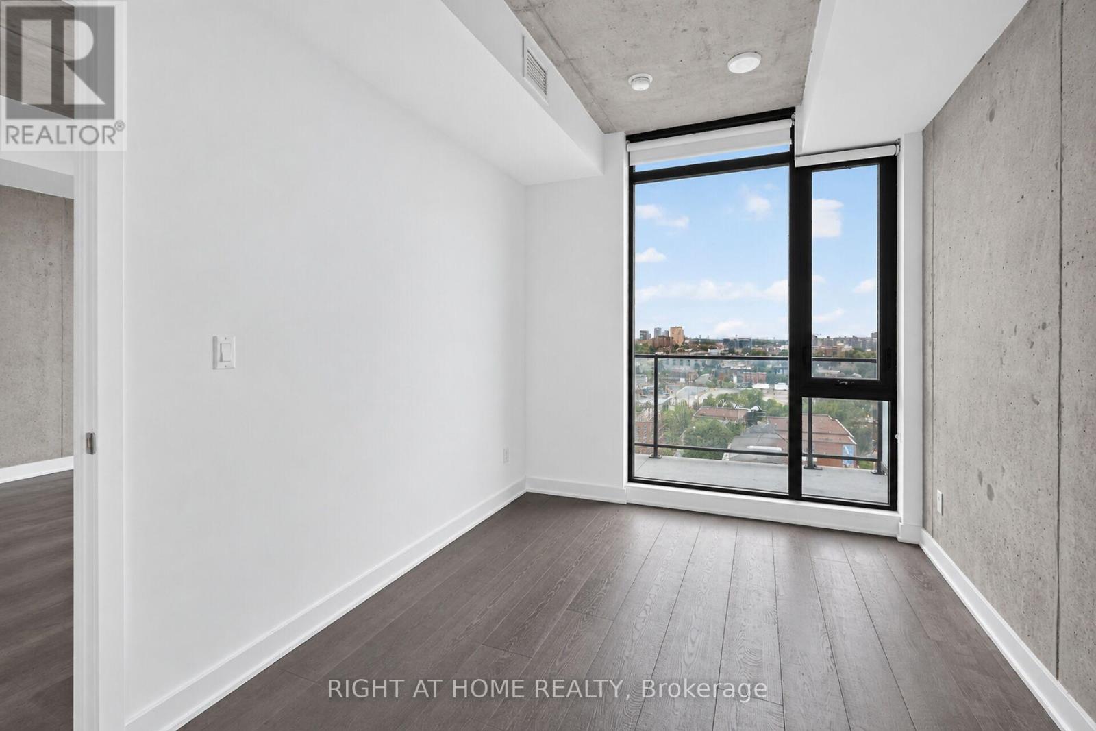 #6 203 CATHERINE STREET - 16