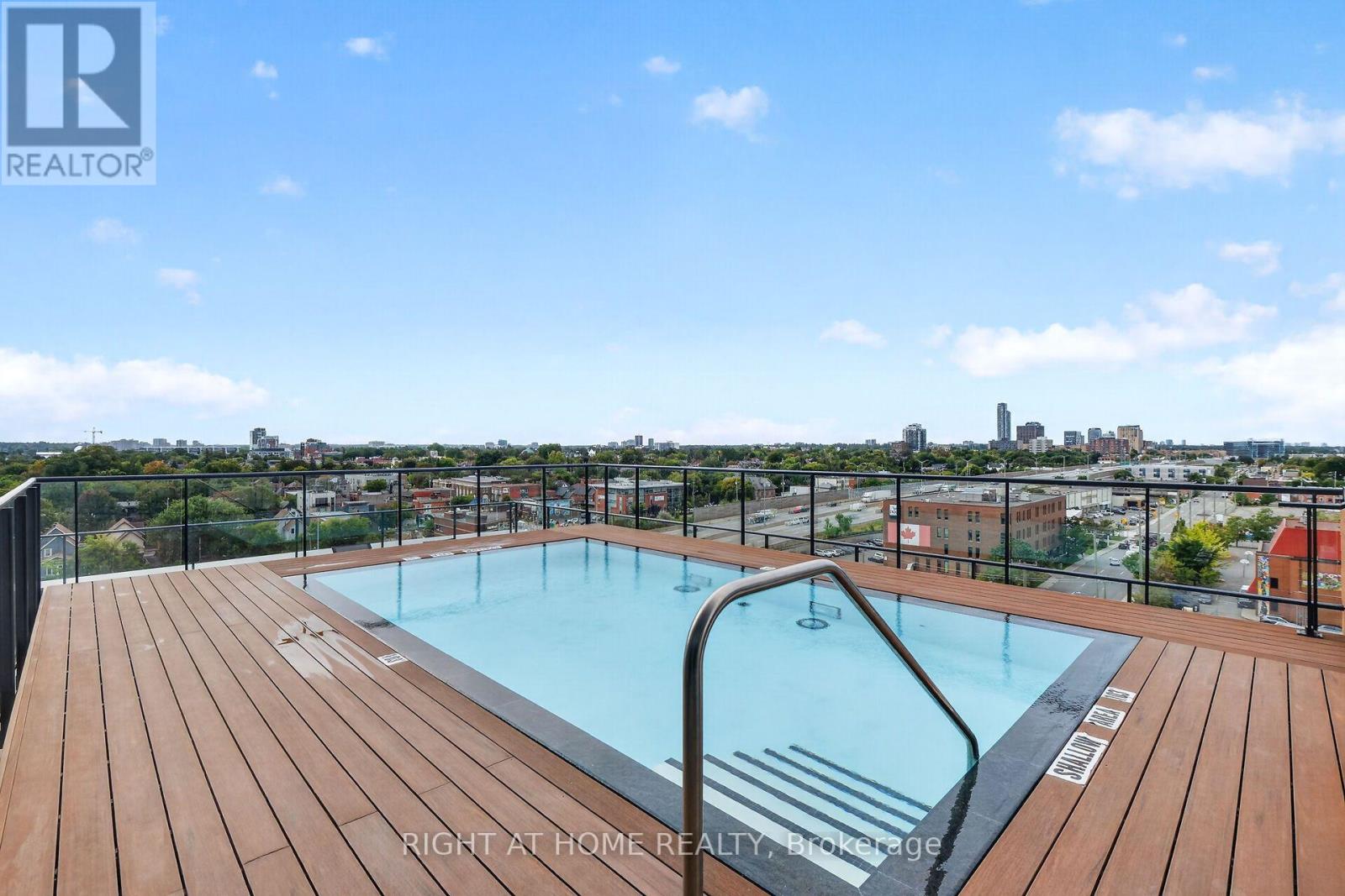 #6 203 CATHERINE STREET - Image 26