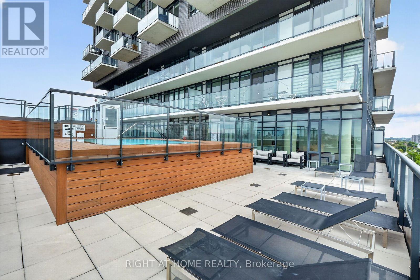 #6 203 CATHERINE STREET - Image 29