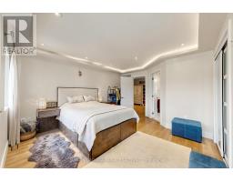 676 Vaughan Road, Toronto, ON M6E2Y6 Photo 21