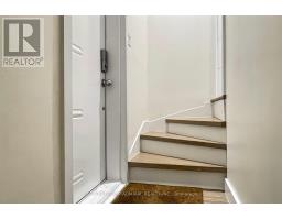 676 Vaughan Road, Toronto, ON M6E2Y6 Photo 28