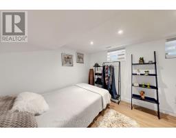 676 Vaughan Road, Toronto, ON M6E2Y6 Photo 36